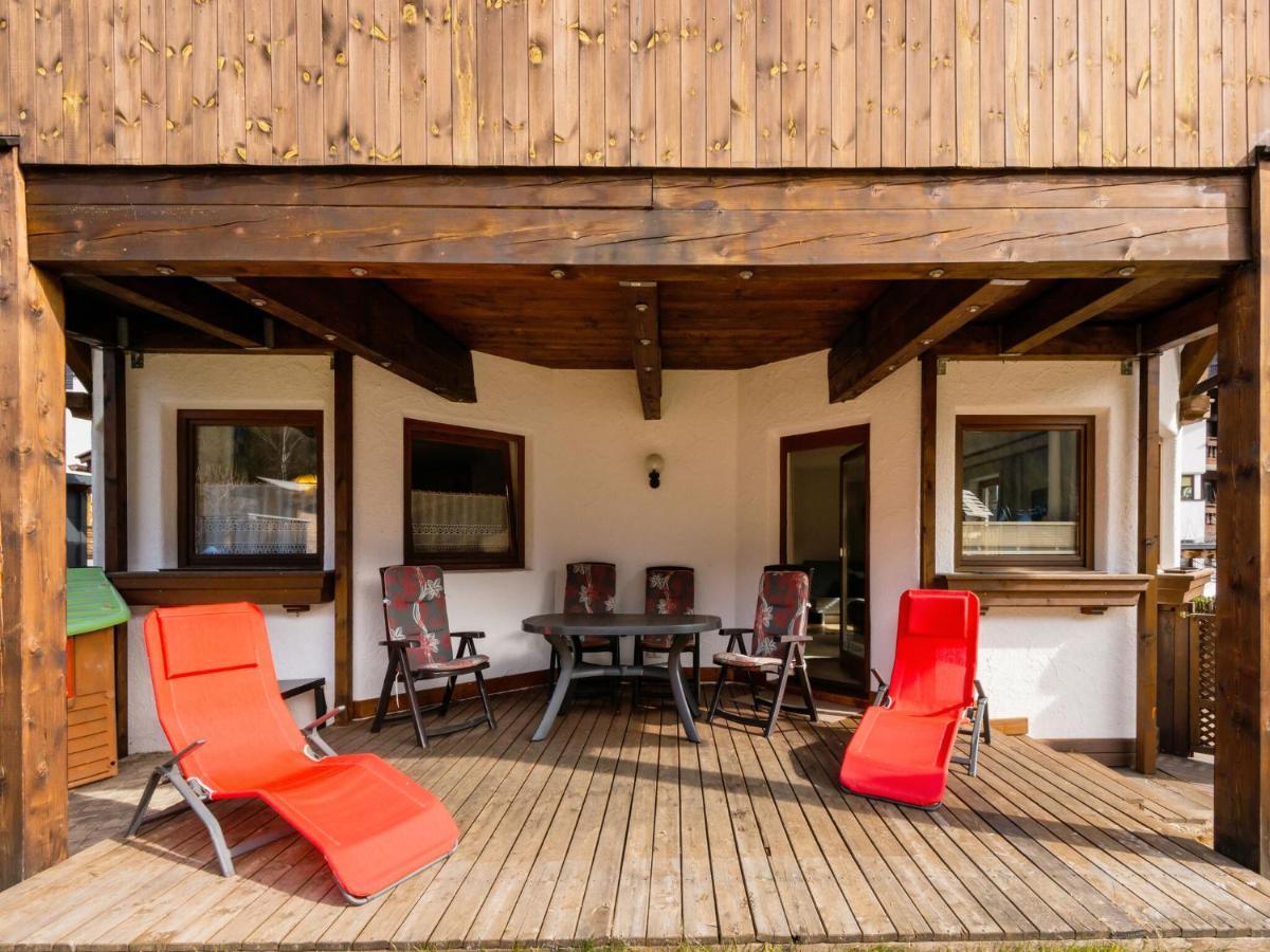 Beautiful Apartment In L Ngenfeld With Terrace Ленгенфельд Екстер'єр фото